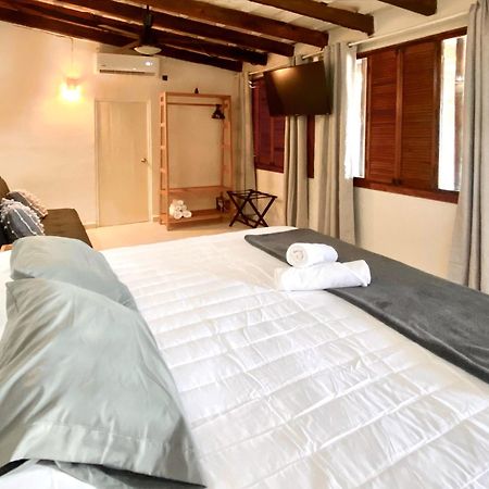 Casa Lucia Beachfront פוארטו מורלוס מראה חיצוני תמונה