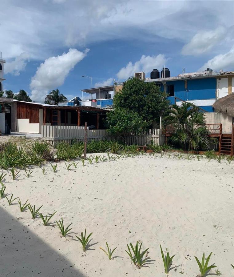 Casa Lucia Beachfront פוארטו מורלוס מראה חיצוני תמונה